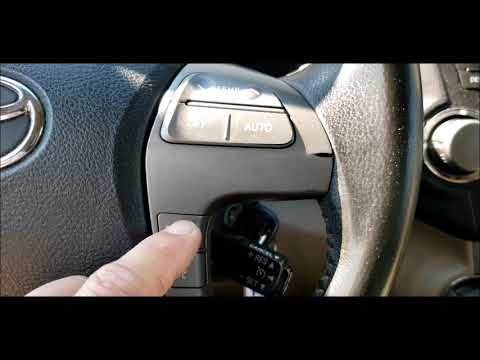 How to Change Clock on Toyota Highlander 2008